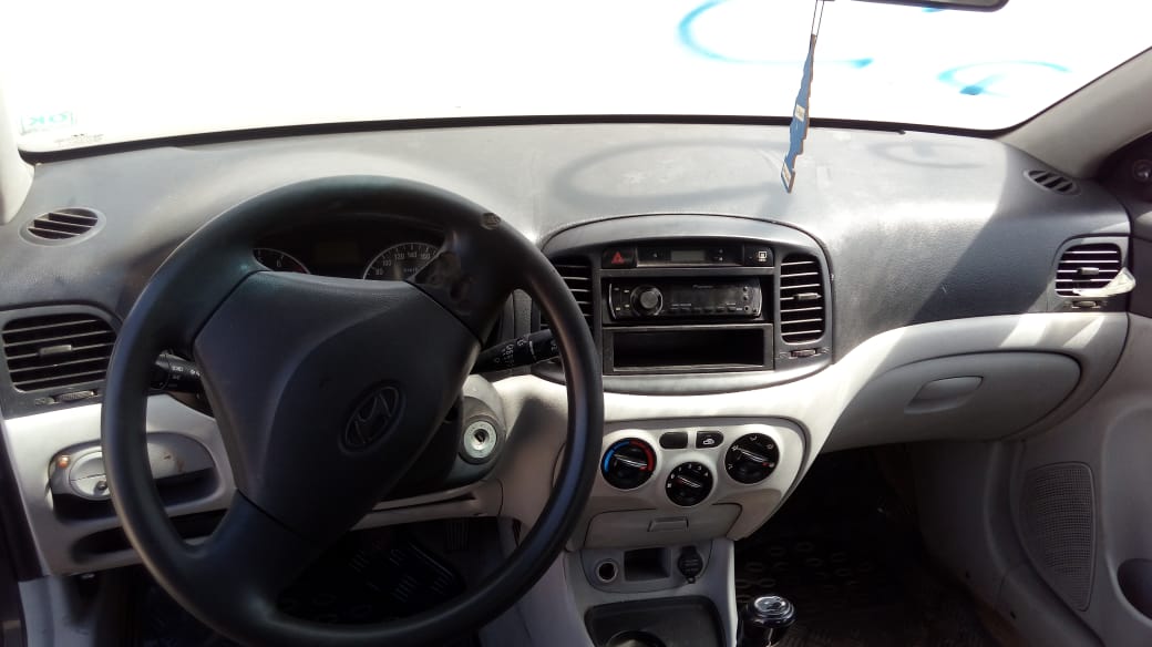  Hyundai ACCENT 2008    EN DESARME
